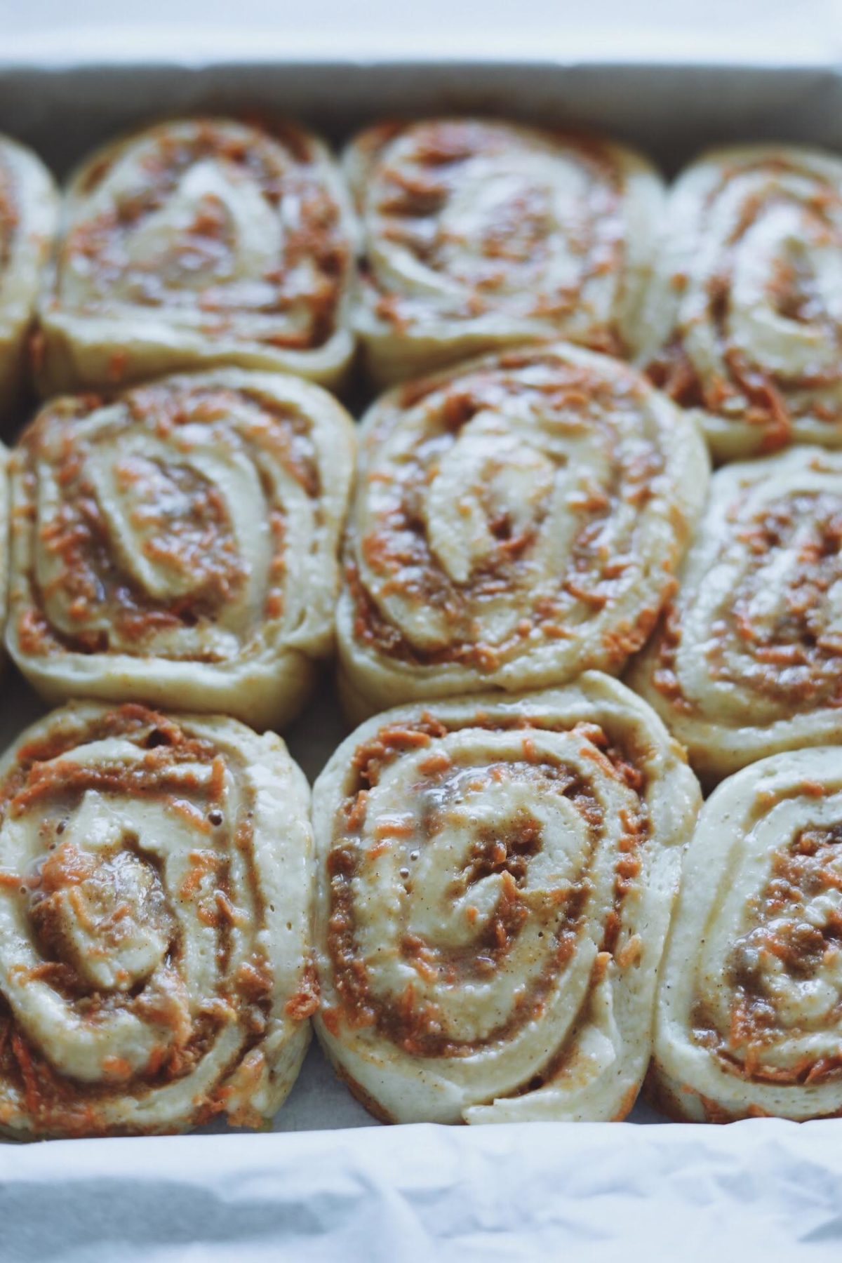 Kanelsnegle A La Gulerodskage Med Cream Cheese Frosting