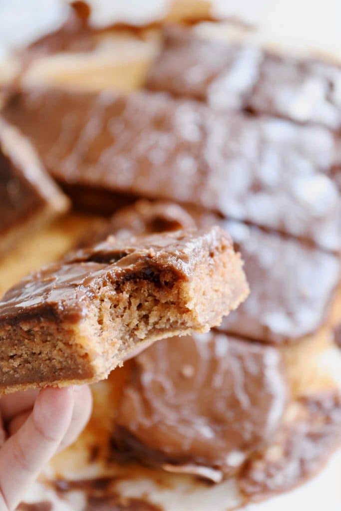 Kanelkage med kærnemælk