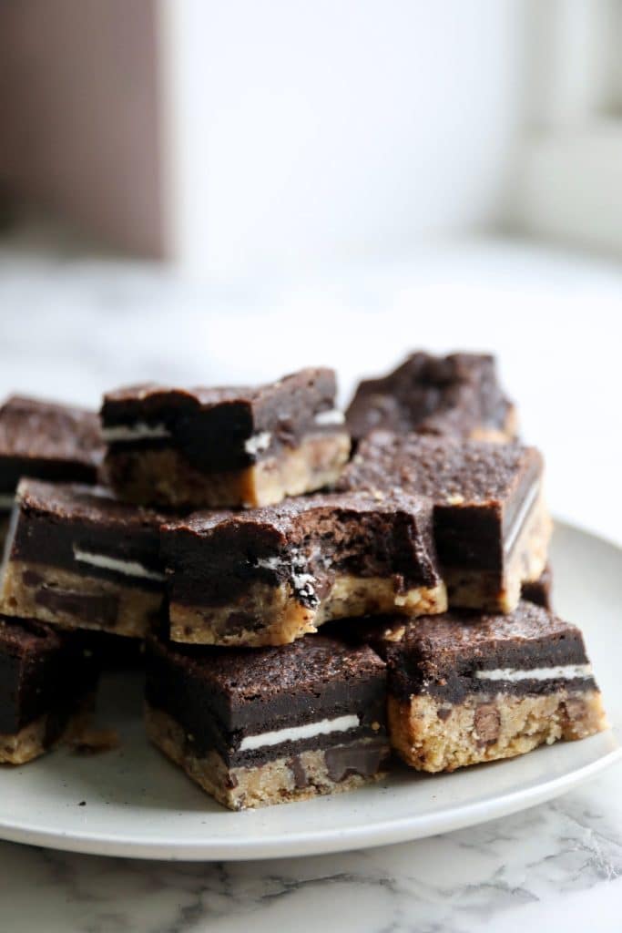 Slutty brownies