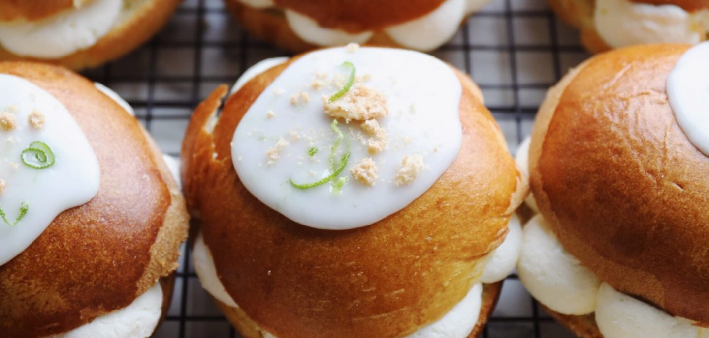 Æblekage fastelavnsboller