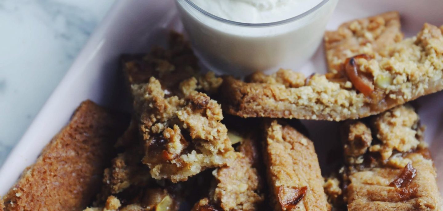 Æblecrumble-snitter