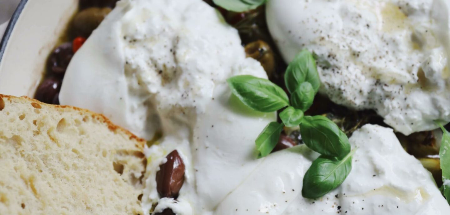 Bagte oliven med burrata
