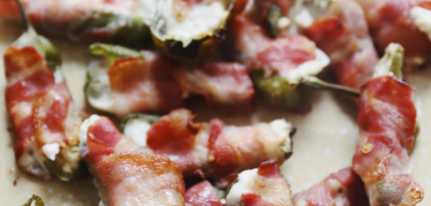 Bagte padrons med flødeost og bacon