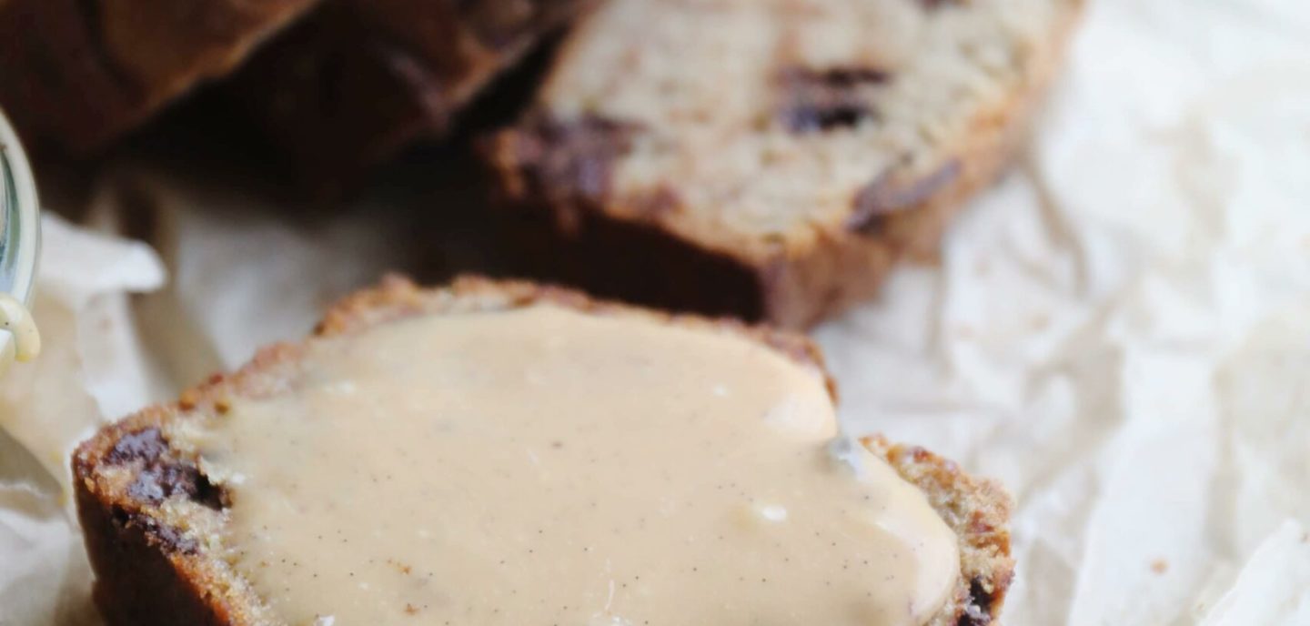 Bananbrød med karamelcreme