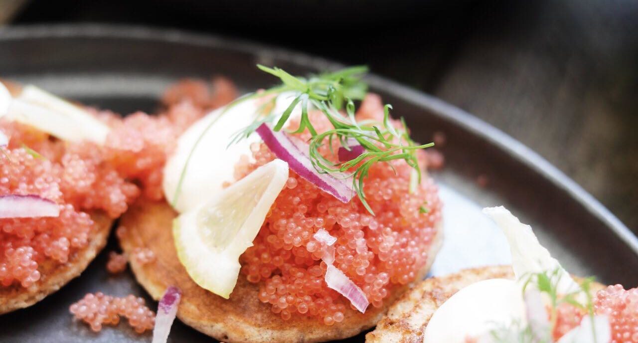 Blinis med stenbiderrogn