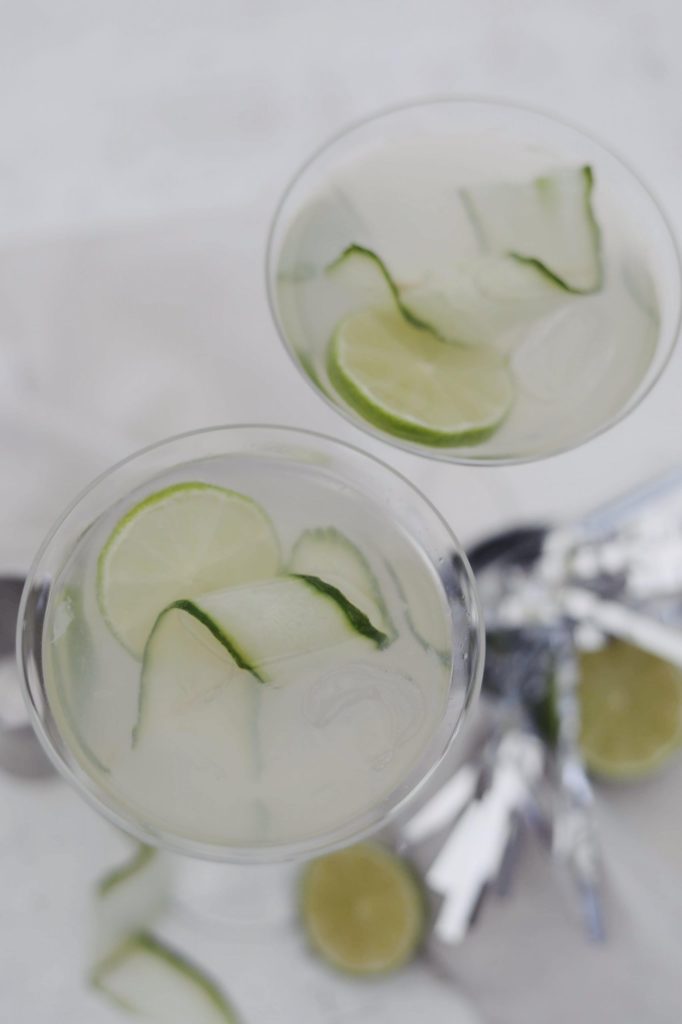 Cocktail med gin og lime