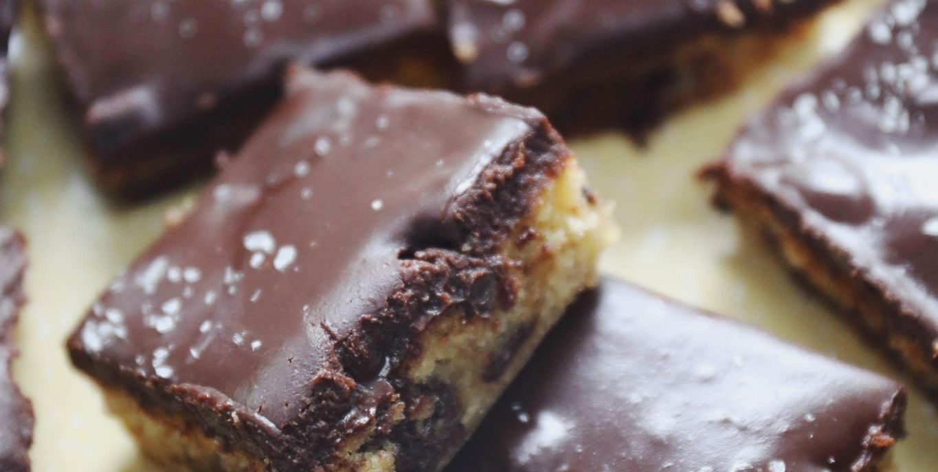 Cookie blondies med ganache