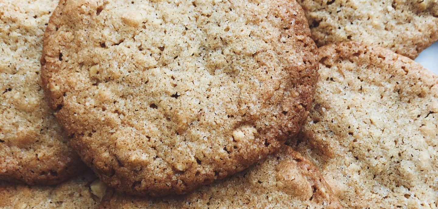 Cookies med havregryn og valnødder