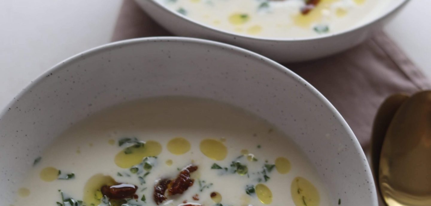 Cremet blomkålssuppe