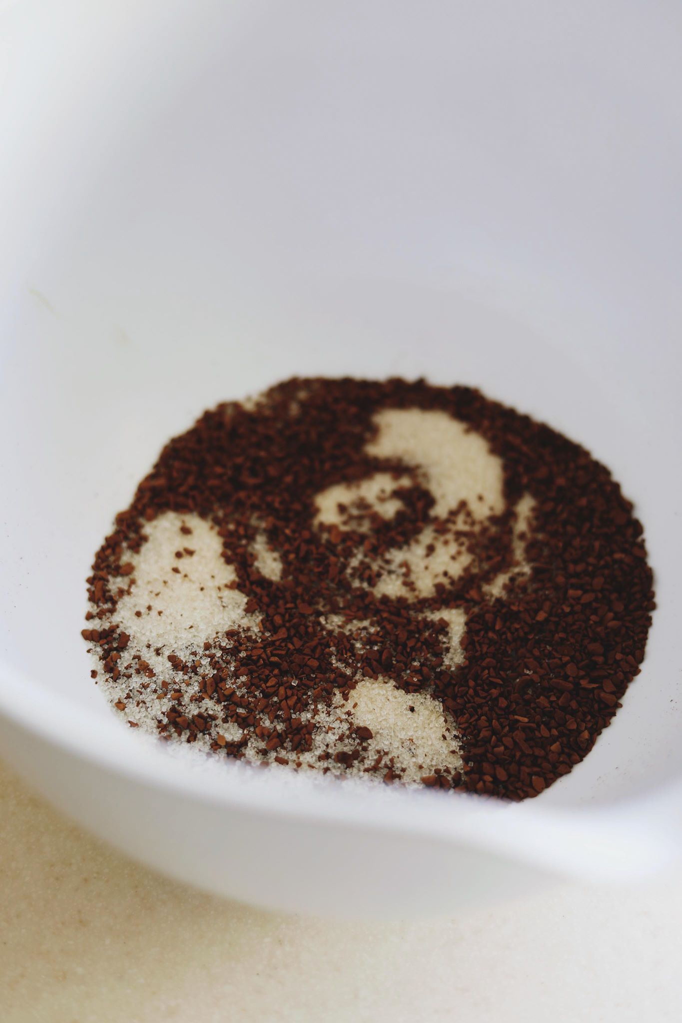 Dalgona kaffe (iskaffe med kaffeskum)