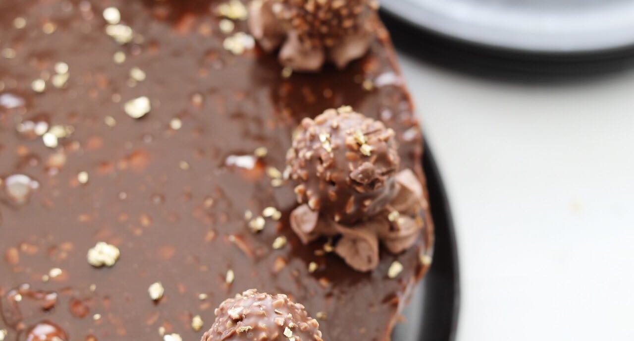 Ferrero Rocher cheesecake