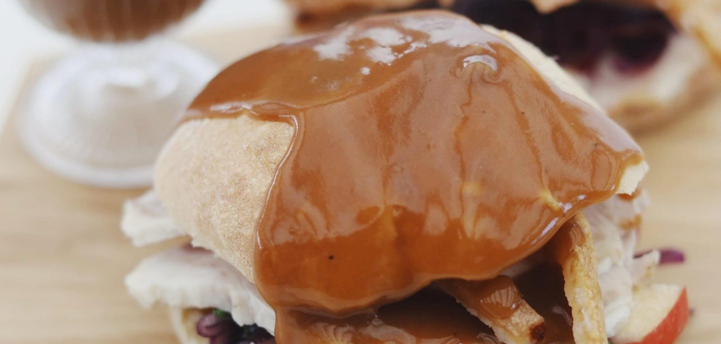 Flæskestegssandwich med lækkert fyld