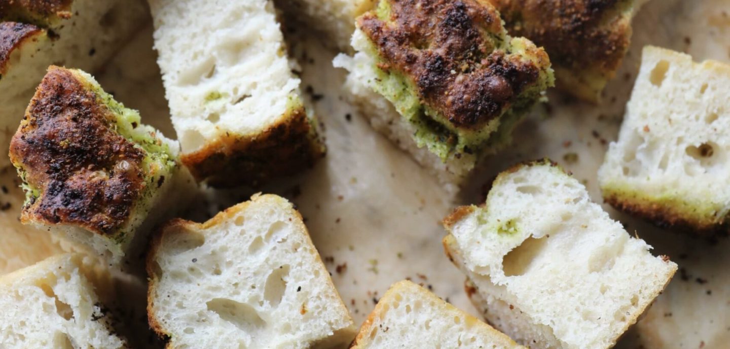 Focaccia med pesto