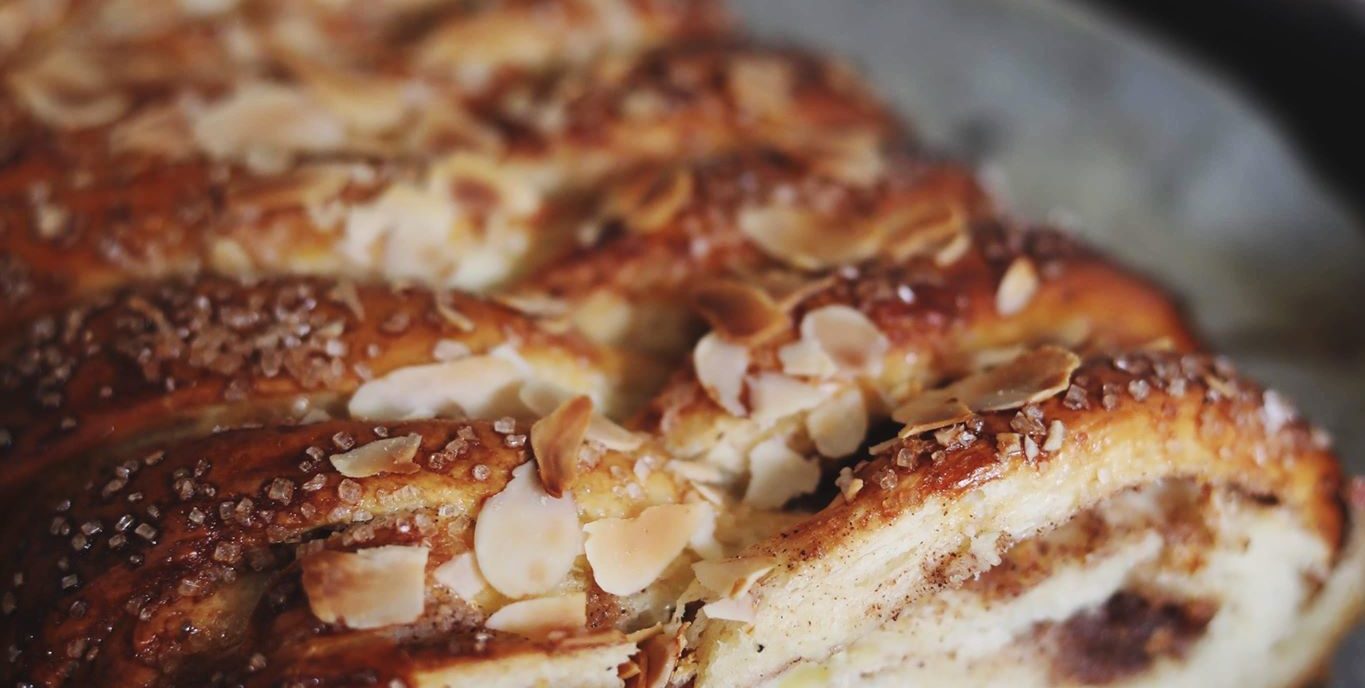 Fredagshygge- Kanelstang med remonce og creme