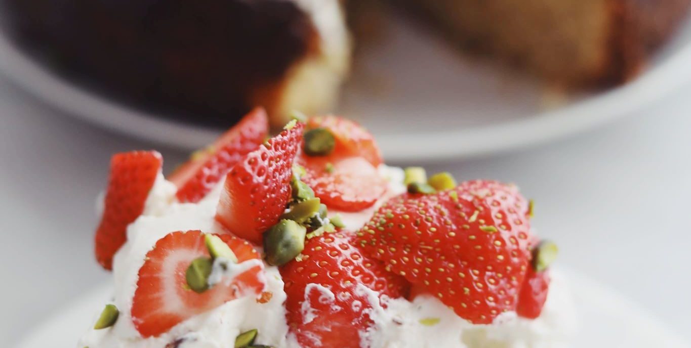 Glutenfri jordbærkage