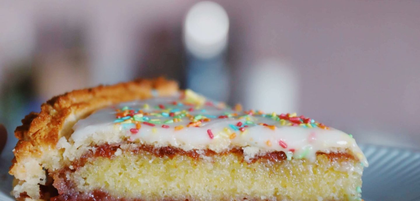 Hindbærsnittetærte