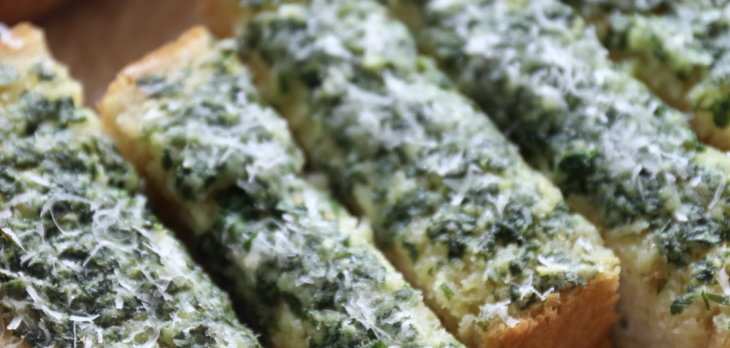 Hvidløgsbrød med parmesan