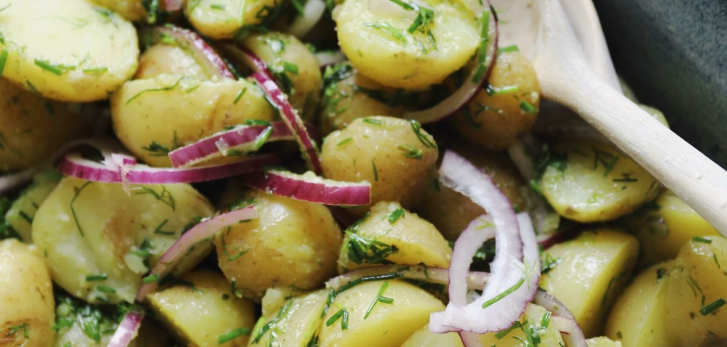 Kartoffelsalat med urter