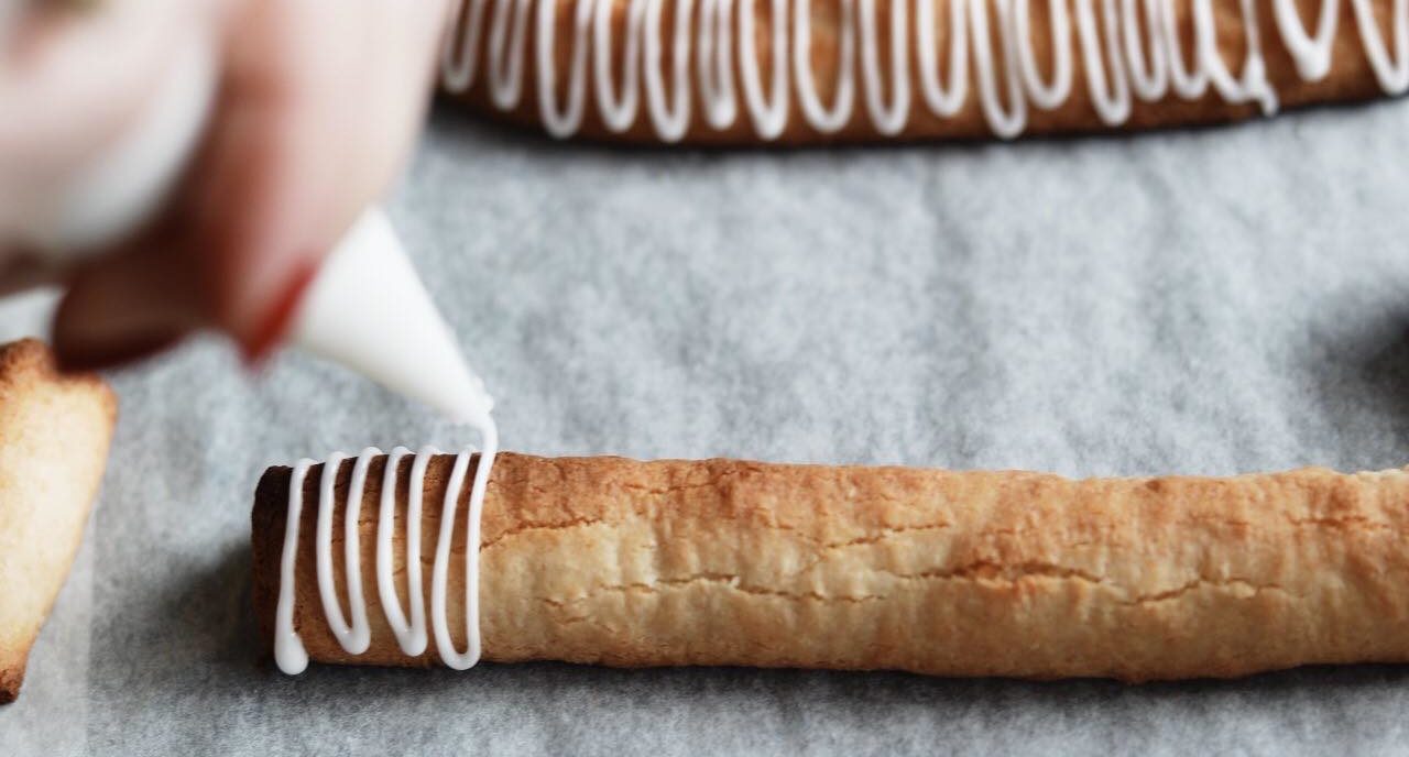 Kransekage (Number Cake)