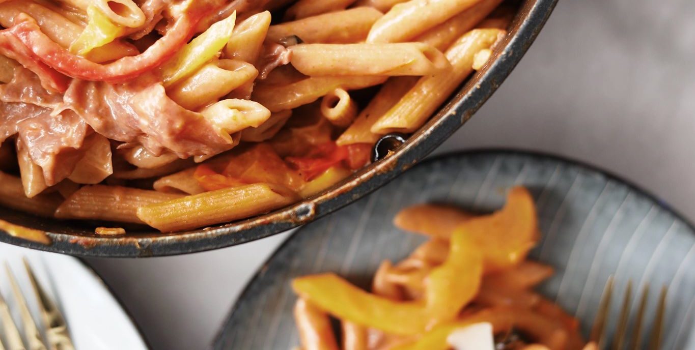 One pot pasta med parmaskinke