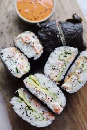 Onigirazu (sushi sandwich)
