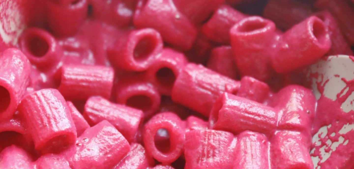 Pasta med rødbedesauce