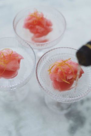 Pink champagnesorbet med grapefrugt
