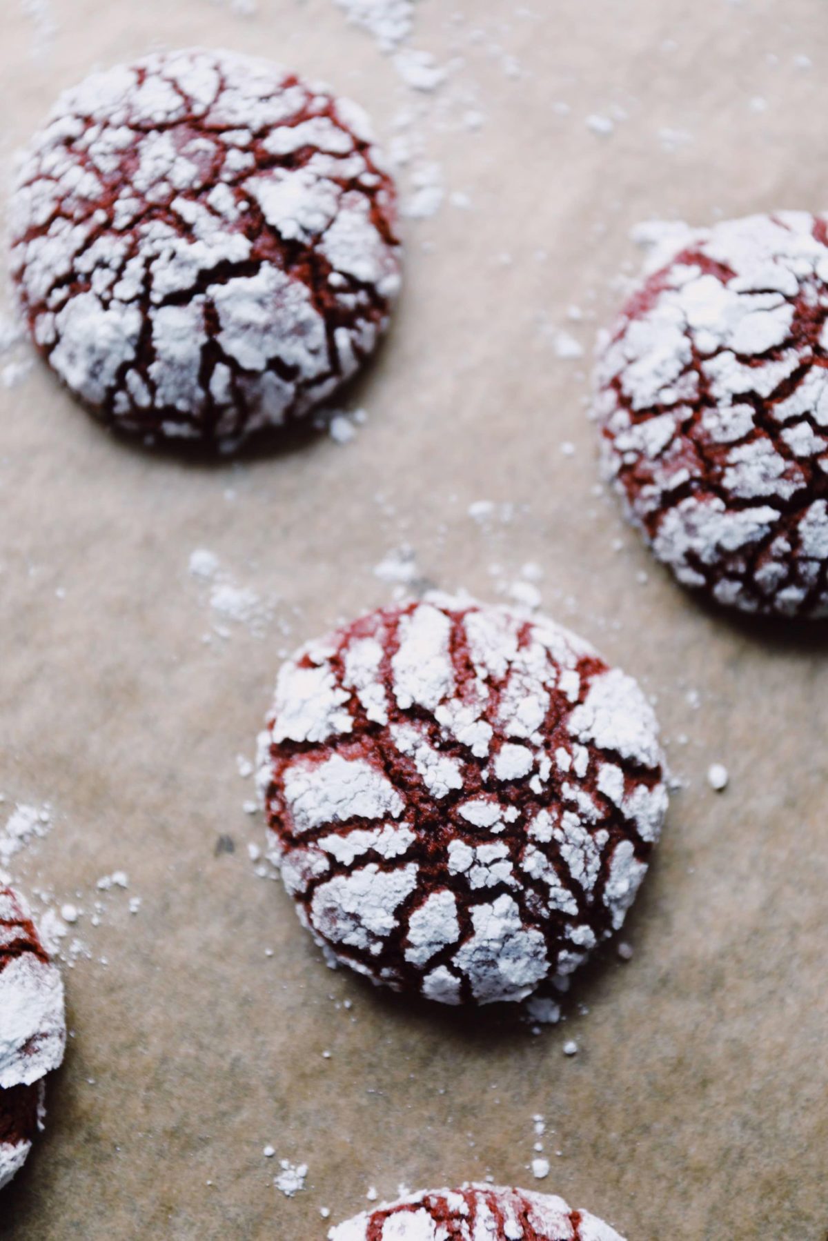 Red Velvet Crinkle Cookies Chewy Krakelerede Cookies