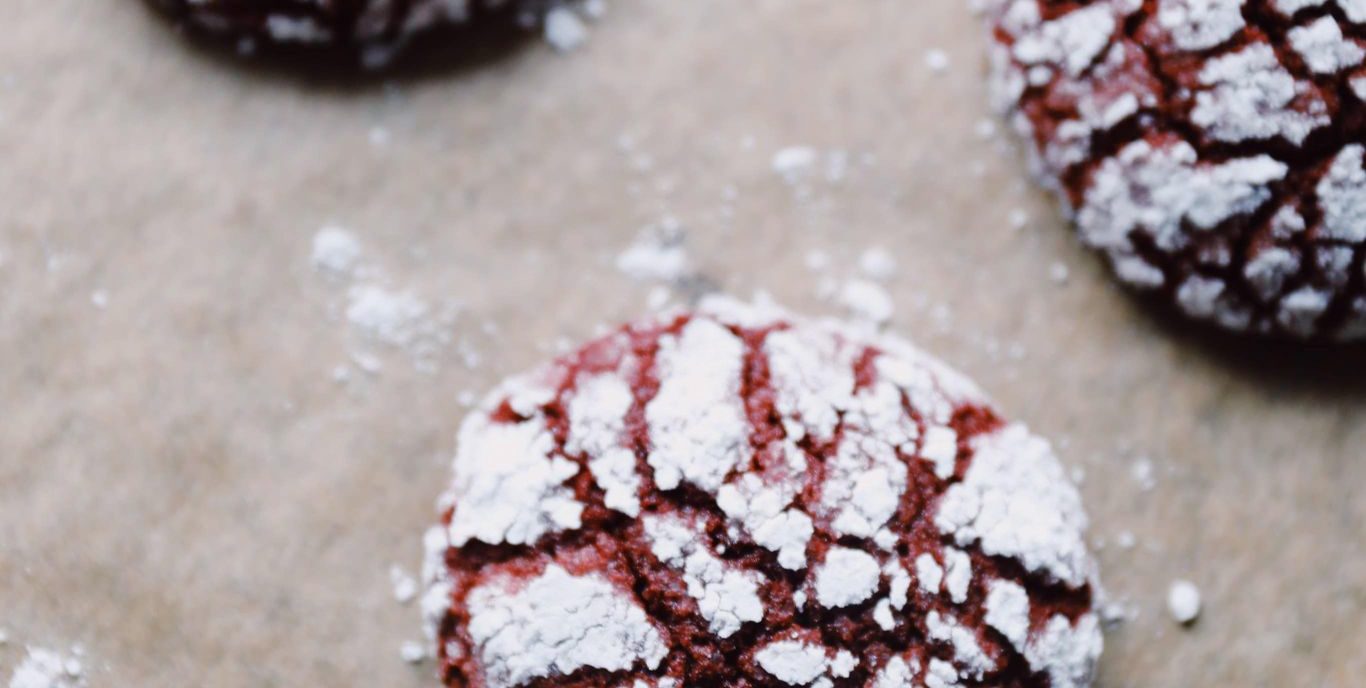 Red velvet crinkle cookies