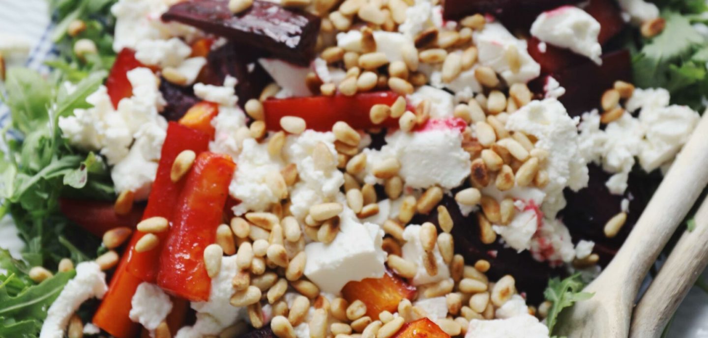 Salat med bagte gulerødder og rødbeder
