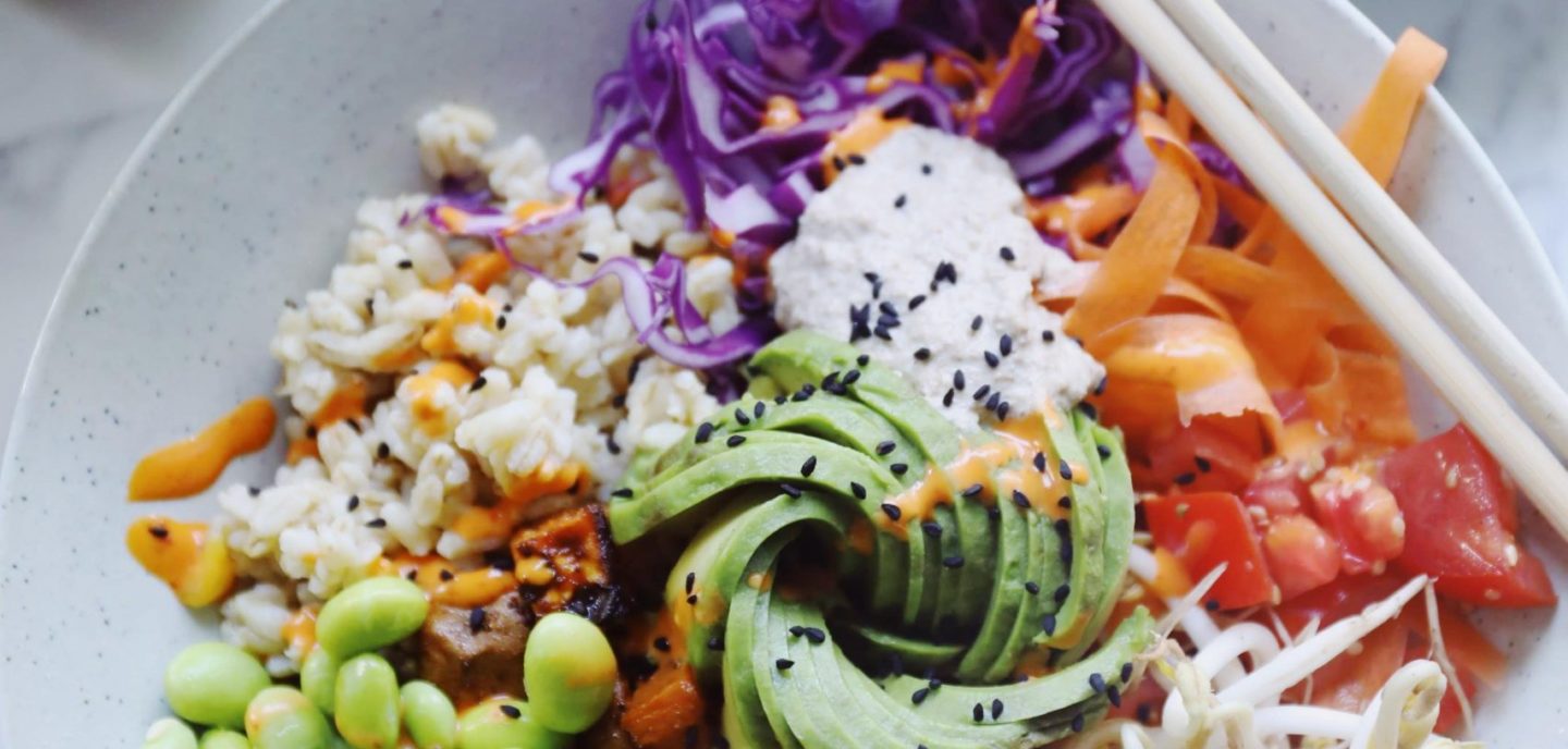 Salatbowls med havreris