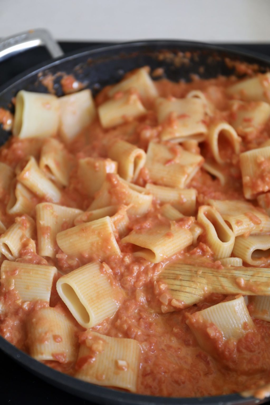 Spicy vodka pasta Opskrift på Gigi Hadids pastaret med vodka