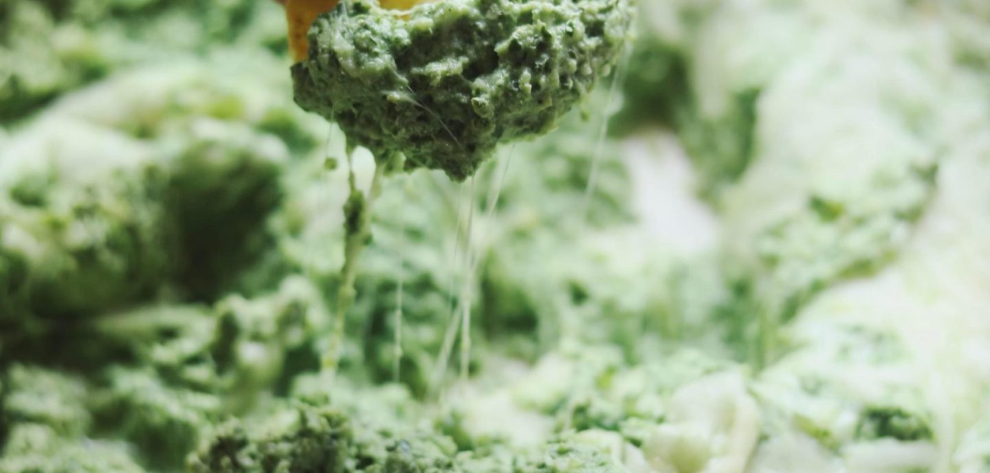 Spinatdip med artiskokker