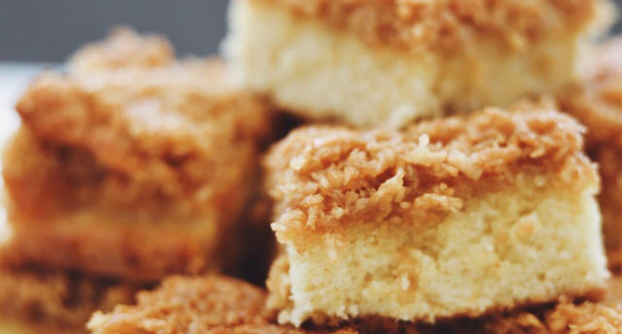 Svampet drømmekage med ekstra kokosfyld