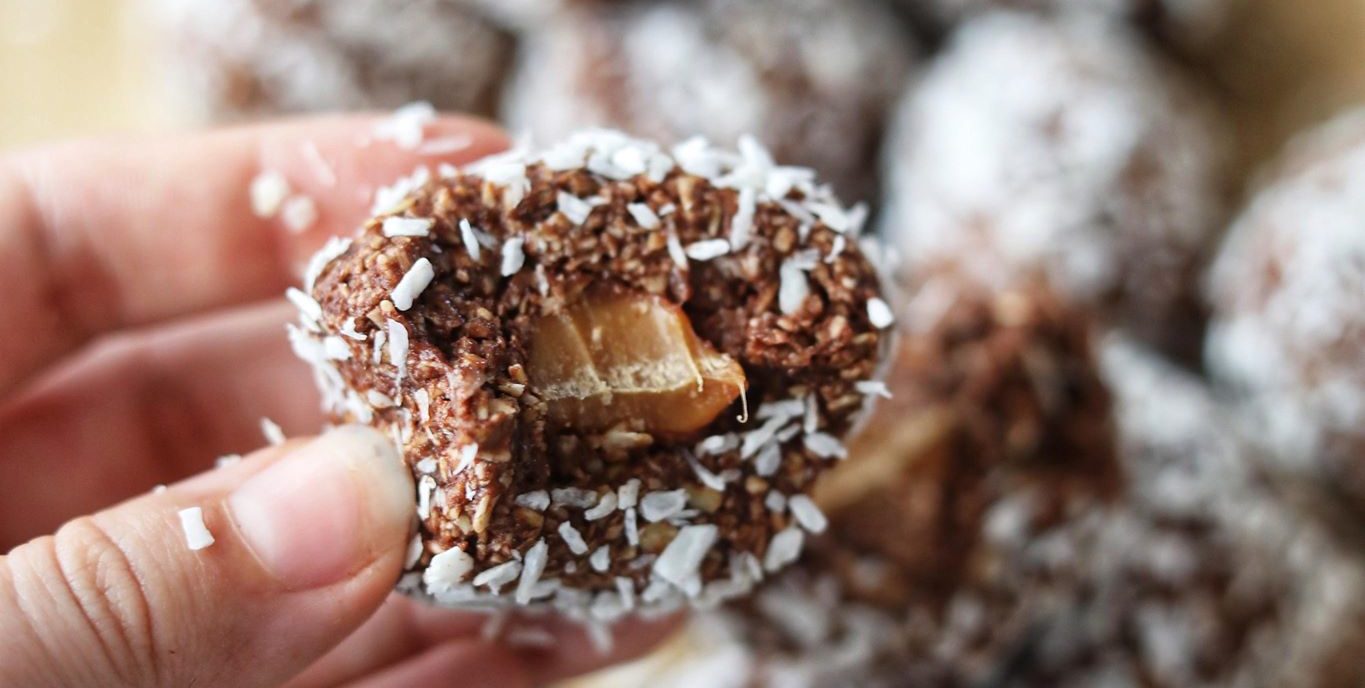 Svenske chokoladeboller (havregrynskulger) med karamel