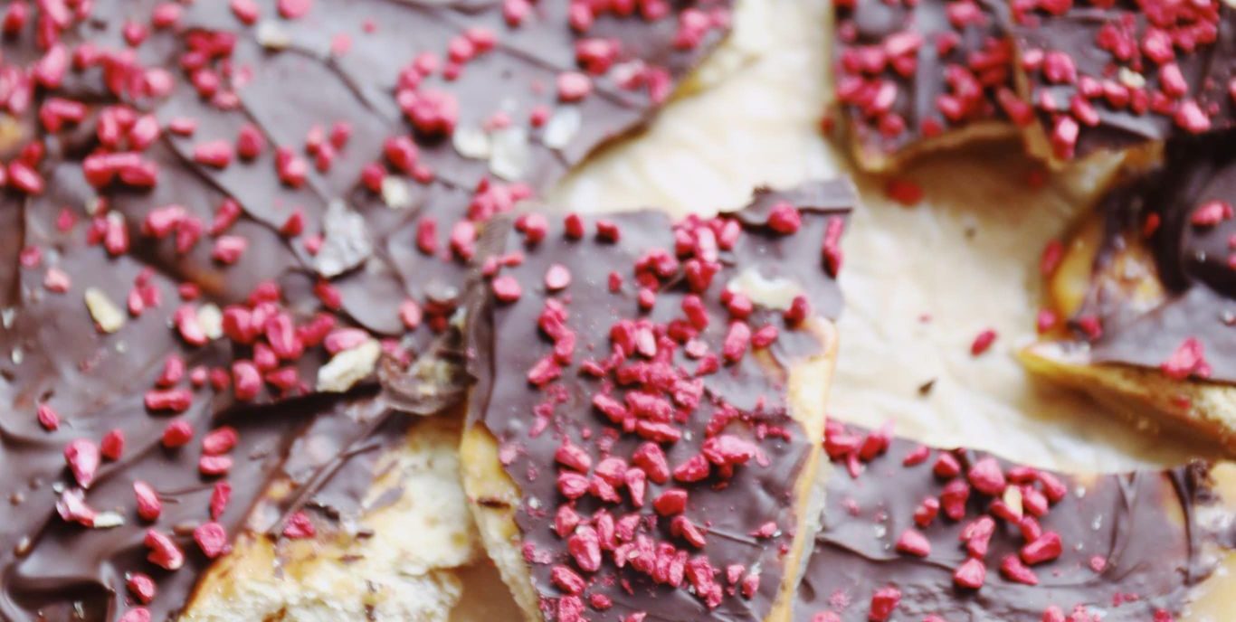 Tuc kiks med karamel og chokolade