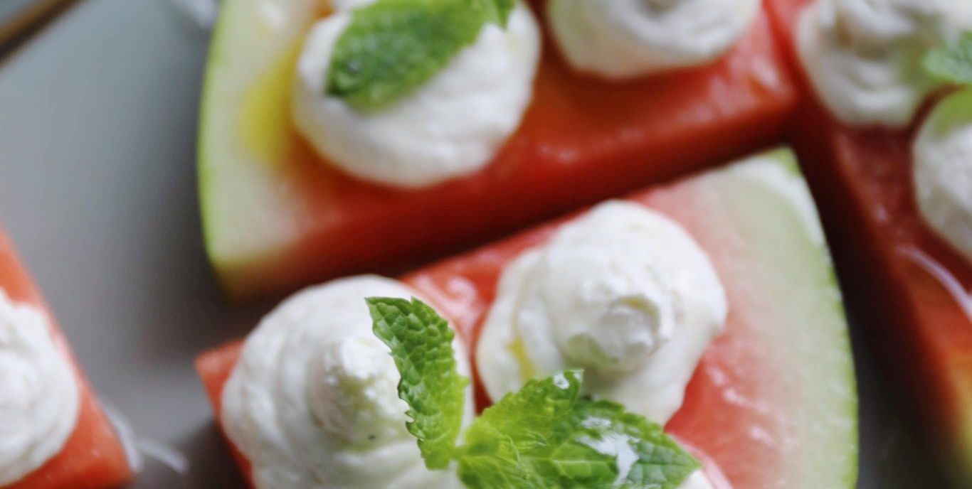 Vandmelon med fetacreme