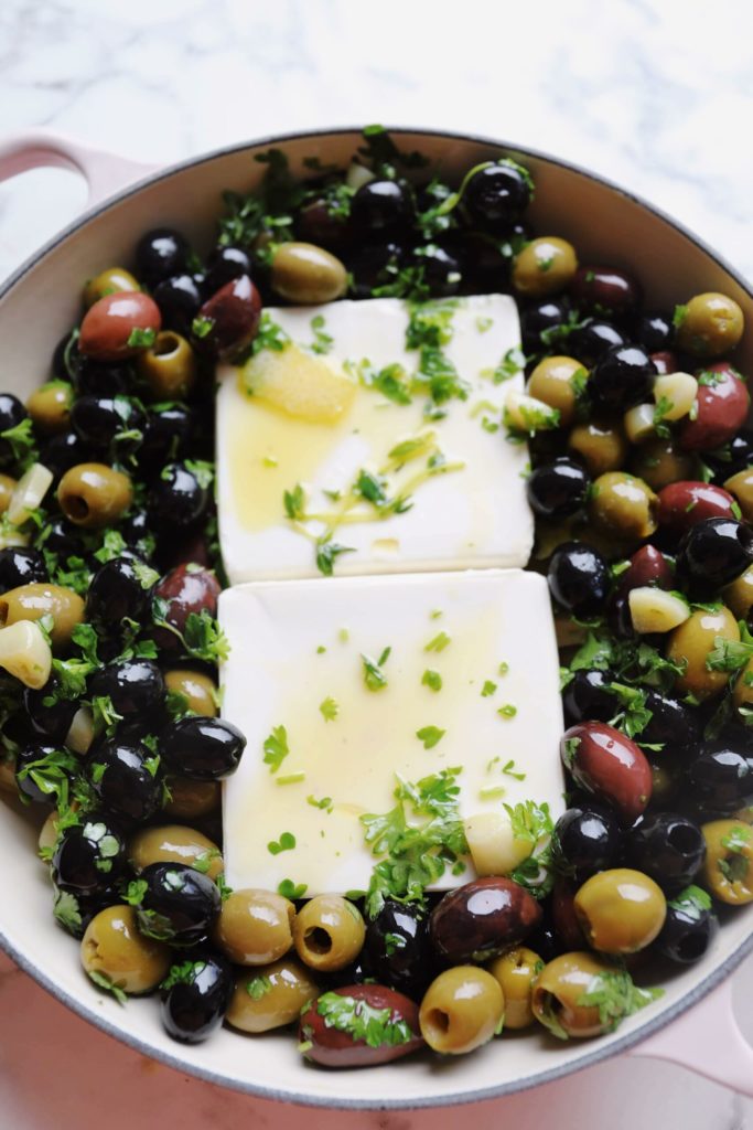 Bagt feta med marinerede oliven