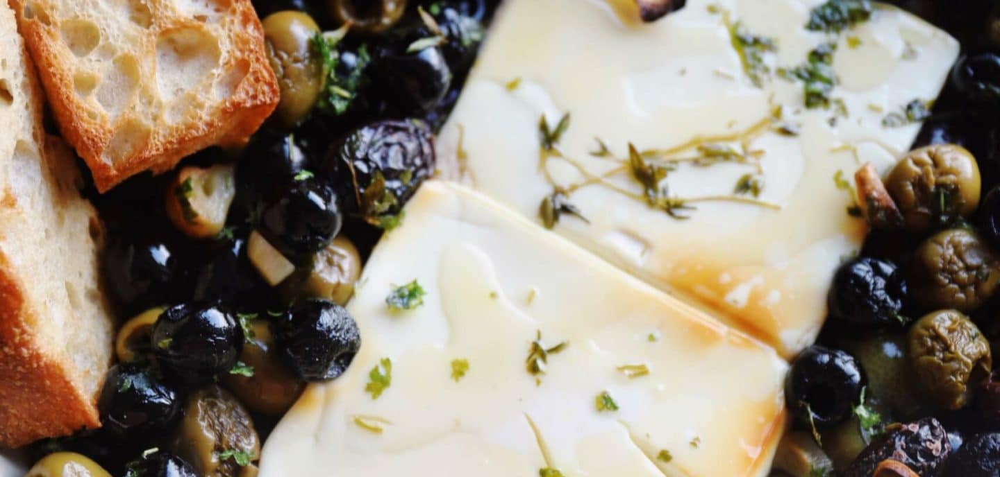 Bagt feta med marinerede oliven