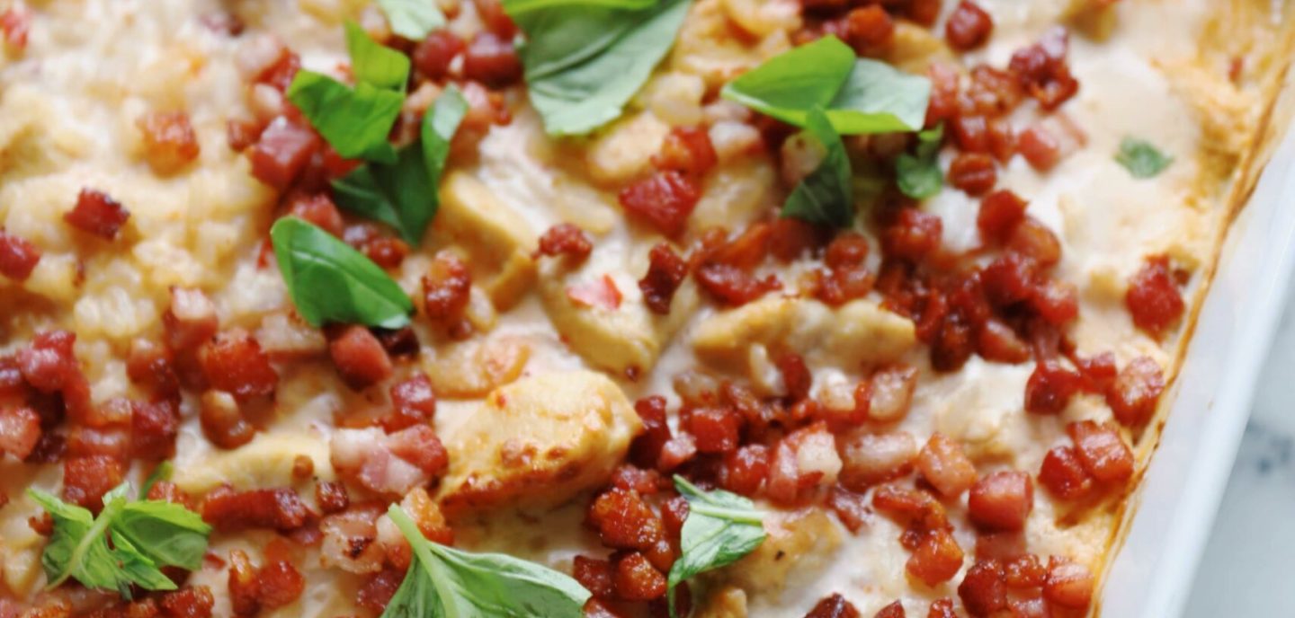 Spicy ris i fad med kylling