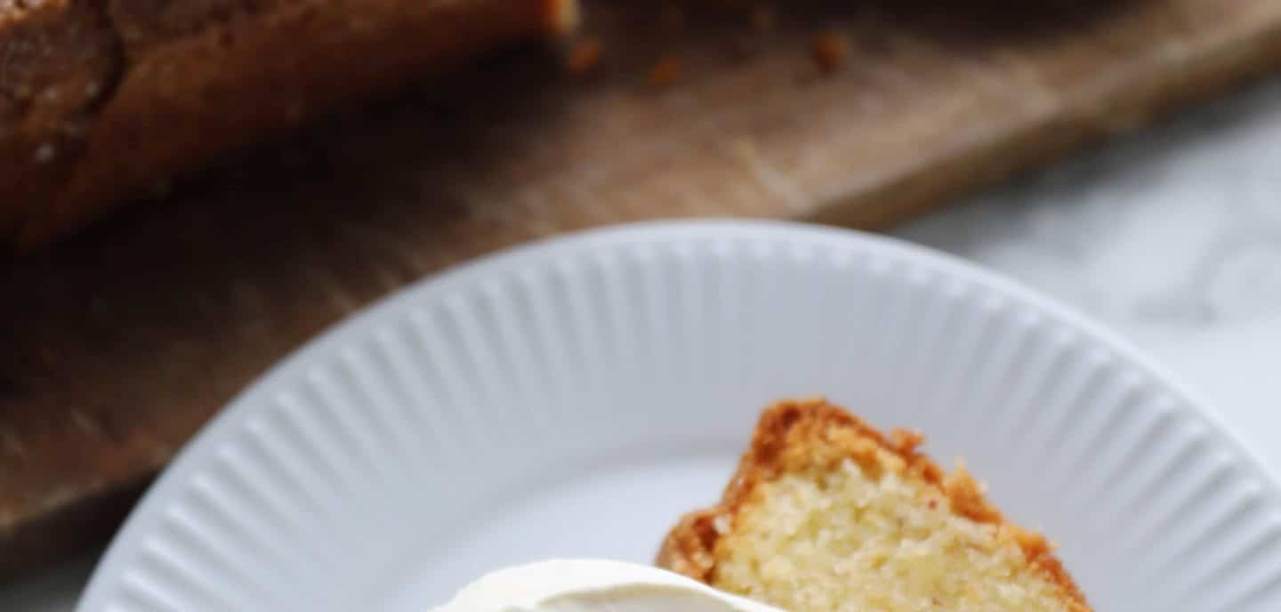 Mandelkage med brunet smør