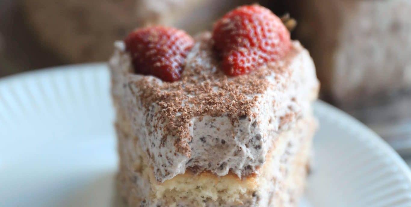 Lagkage med chokoladeskum