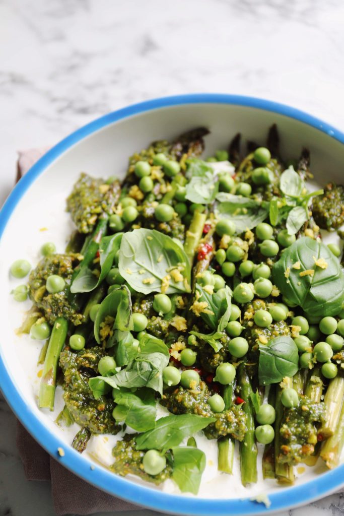 Asparagus with burrata and pistachio pesto