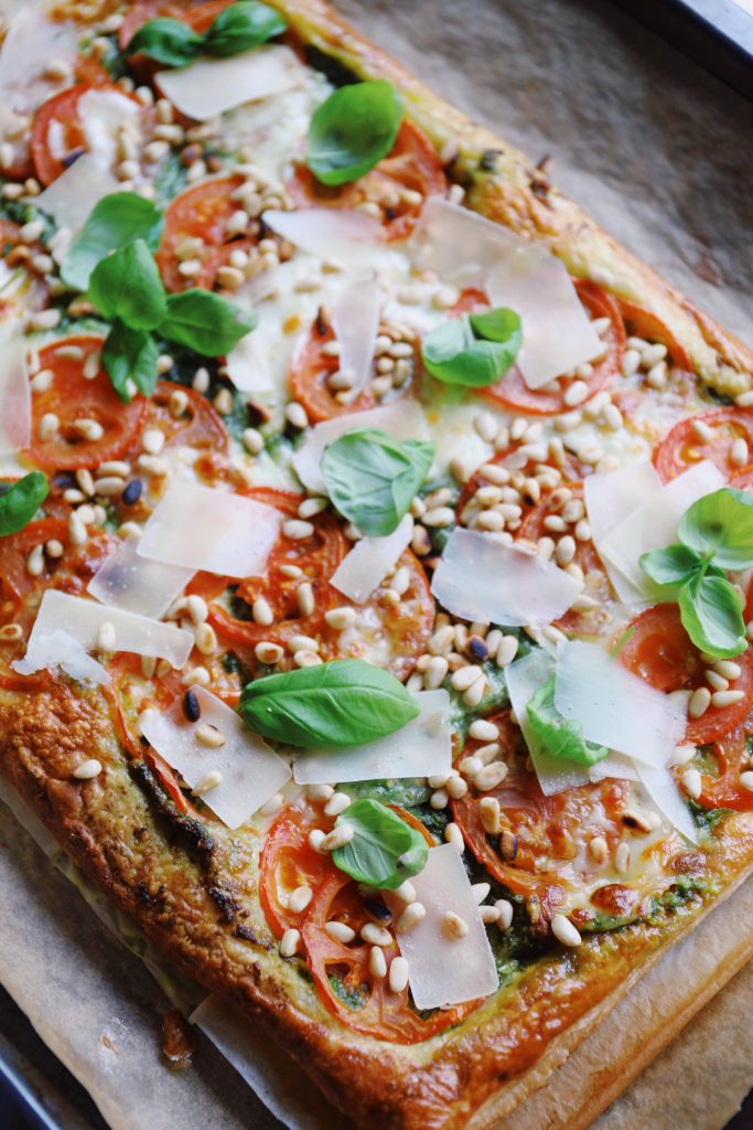 Puff pastry tart with tomato and mozzarella