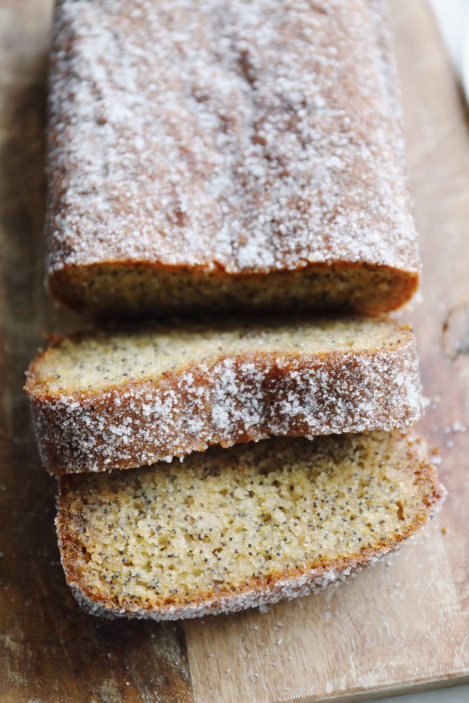 Lemon poppy seed cake