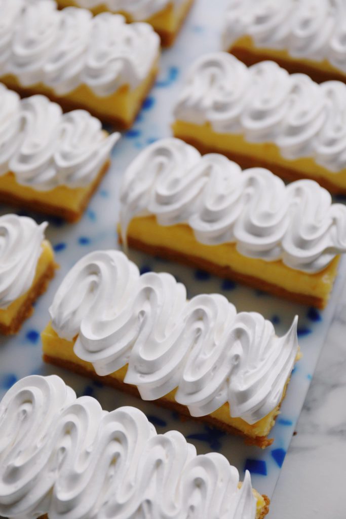 Lemon slices with meringue