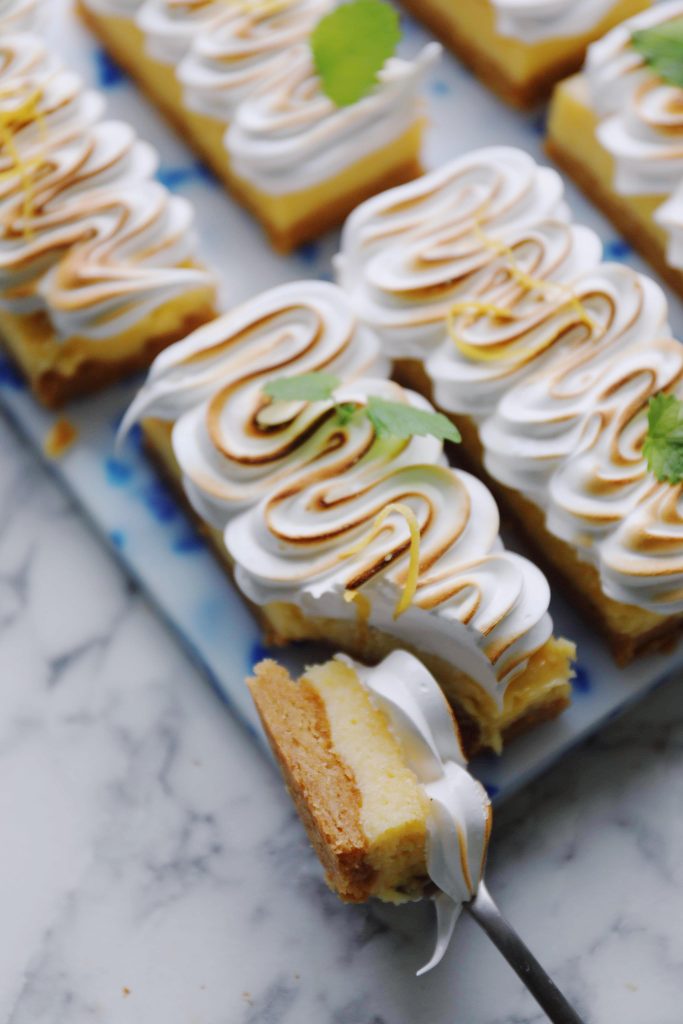 Lemon slices with meringue