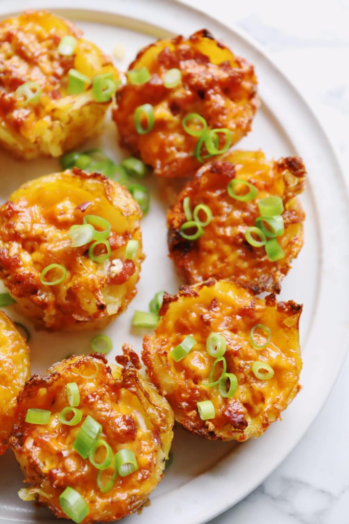 Smashed baked potatoes with cheddar