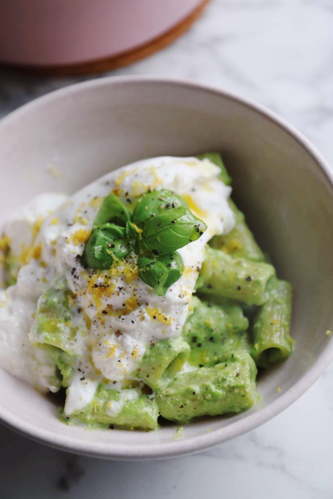 Pasta with pesto cream and burrata