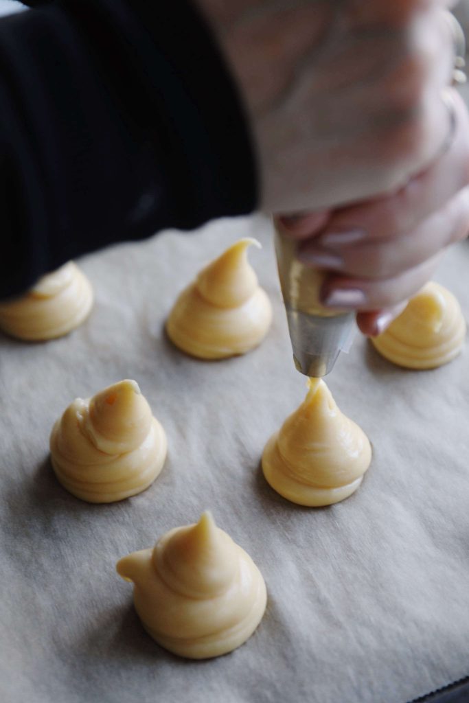 Choux au craquelin med vaniljecreme